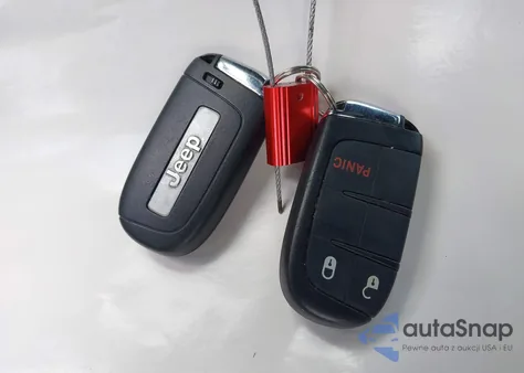 2019 Jeep Compass Altitude Fwd z USA, uszkodzony, nr VIN 3C4NJCBB0KT613244